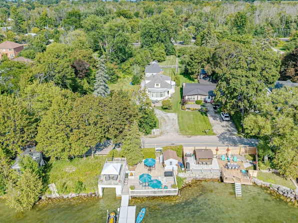 357 Lake Dr N, Georgina, ON L4P 3C8
