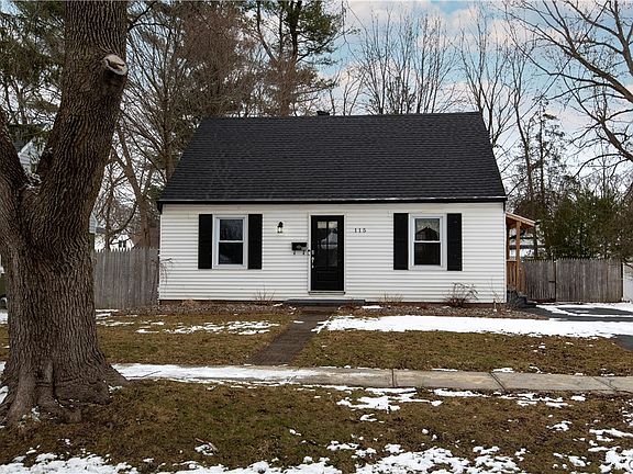 4th image of 115 Riverview Pkwy S