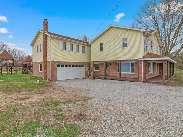 10679 Ireland Rd, Osceola, IN 46561