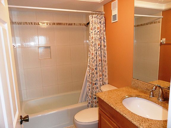 granite and tile bath 2
