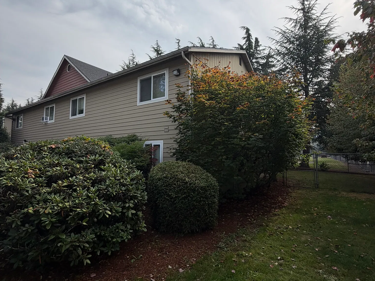 2 bed, 1000 sqft, $1,925 — Photo 1