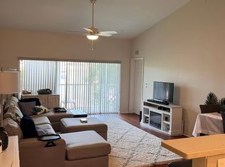 5423 Compass Pt, Oxford, FL 34484