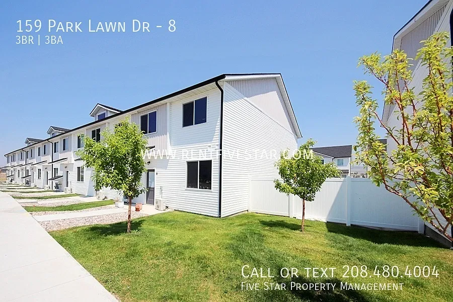 3 Bedroom 2.5 Bathroom New Construction Townhome! — Photo 2