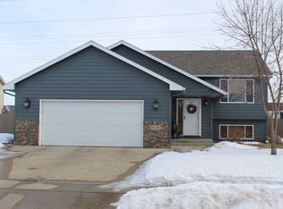 7440 W Legacy Ct, Sioux Falls, SD 57106