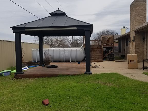 5th image of 1403 Stratford Dr