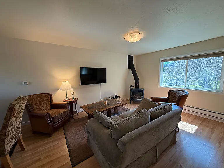 102 Alpine Dr #A — Photo 9