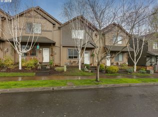 38483 Cascadia Village Dr, Sandy, OR 97055