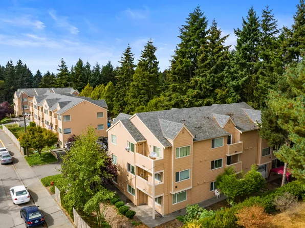 Salmon Creek, 1038 SW 122nd St APT C203, Seattle, WA 98146