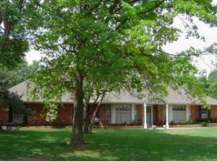 12129 Thorn Ridge Rd, Oklahoma City, OK 73120