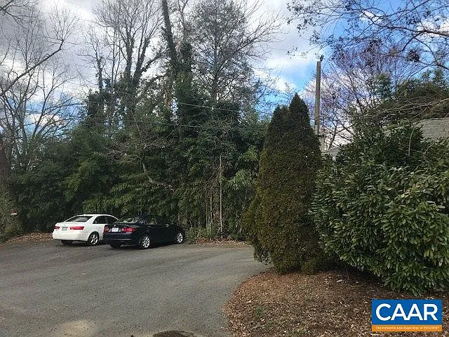 109 Chelsea Dr — Photo 13