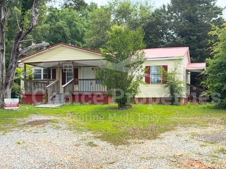 284 Lee Rd — Photo 1