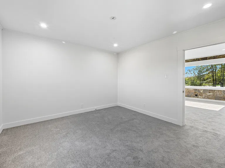 64 Leighton Rd — Photo 20