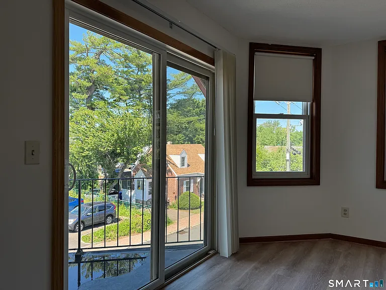 1022 Main St #7 — Photo 9