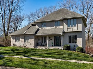 3210 Southern Woods Dr, Des Moines, IA 50321