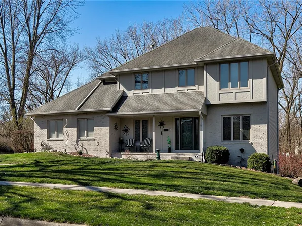 3210 Southern Woods Dr, Des Moines, IA 50321