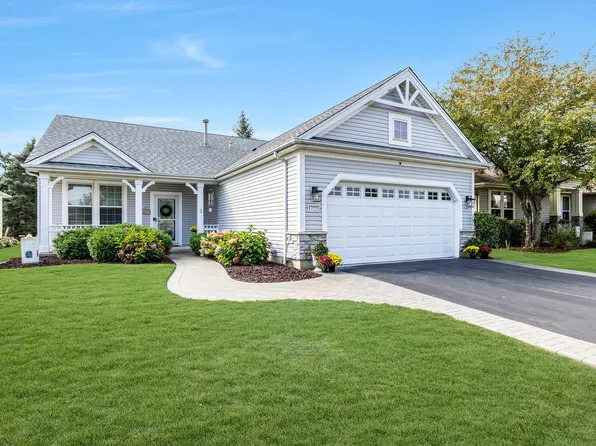 13221 Stratford Ln, Huntley, IL 60142