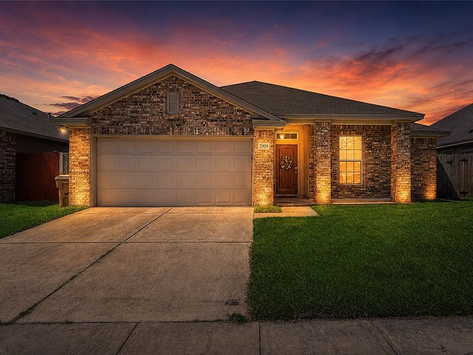 1st image of 2909 Besterio Dr