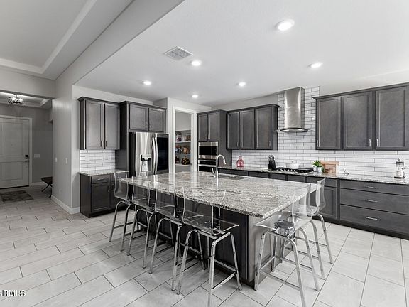 4th image of 18399 W BROOKWOOD Drive