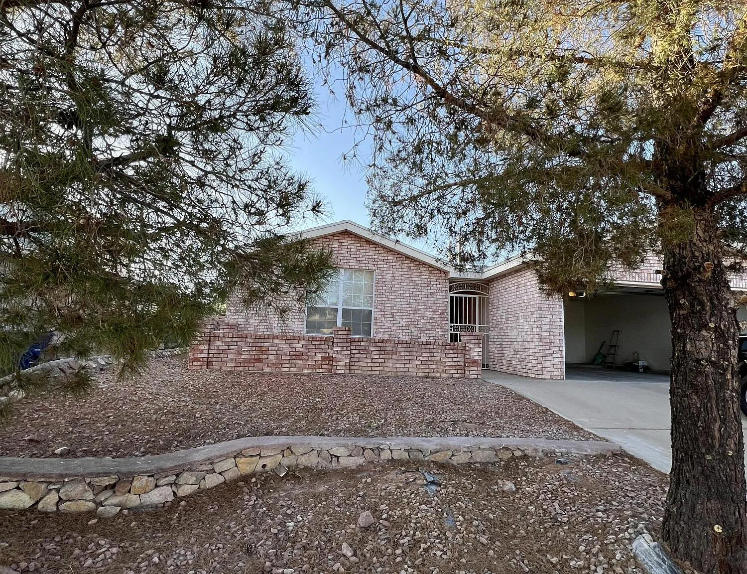 3 bed, 1500 sqft, $1,995 — Photo 3