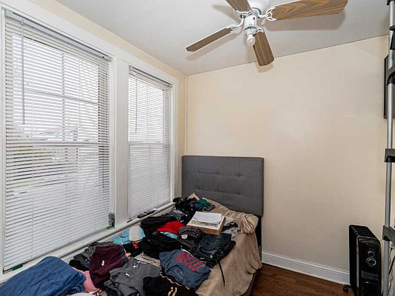 4th image of 10655 S Mackinaw Ave