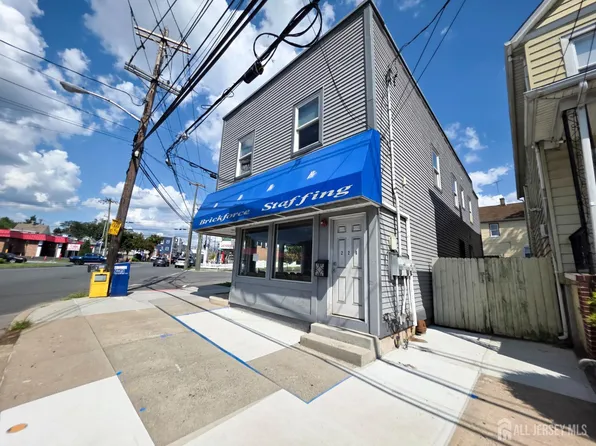 226 French St #2NDFL, New Brunswick, NJ 08901