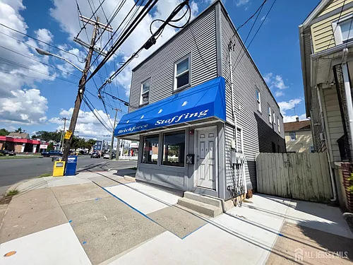226 French St #2NDFL Photo 1