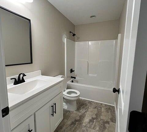 5th image of 93 New Orleans Ct