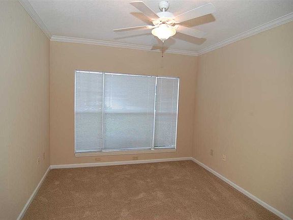 5th image of 11800 Meadow Branch Dr APT 415