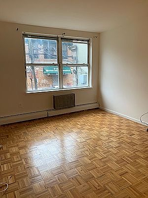 2nd image of 1309A Clinton Ave APT 2