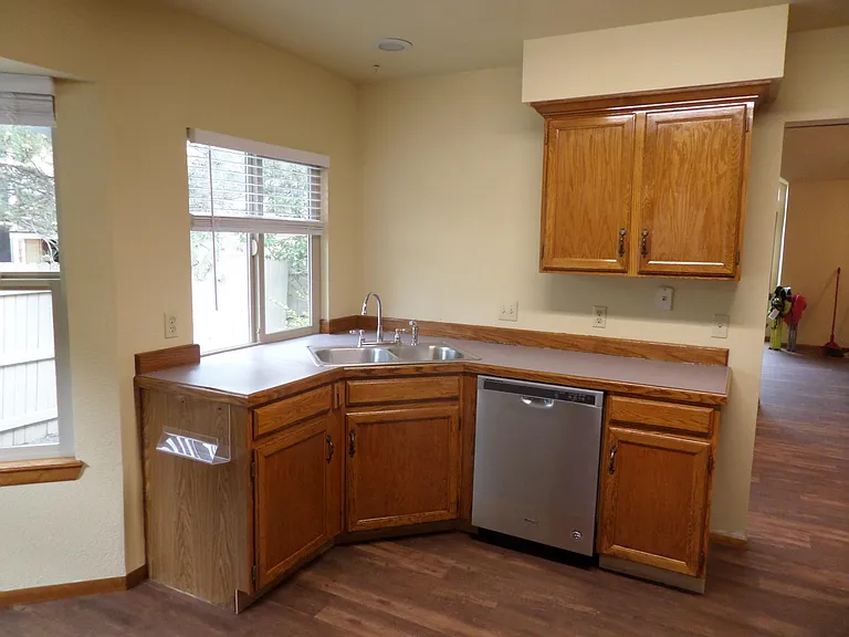 8135 Avens Cir — Photo 4