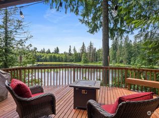 8737 Laguna Dr SW, Olympia, WA
