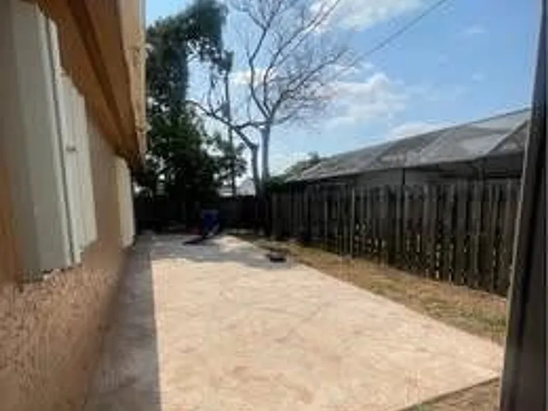 12030 NW 29th Mnr #12030 — Photo 7