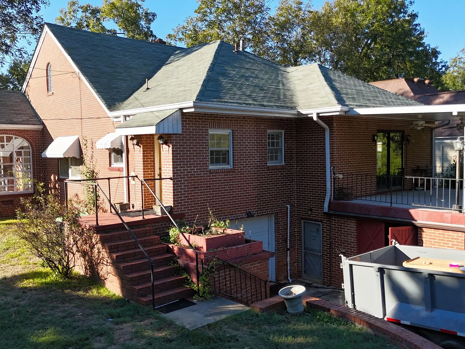 3 bed, 3.5 bath, 1958 sqft, $1,700 — Photo 3