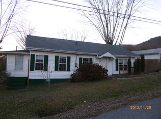 900 W Prospect St, La Follette, TN 37766