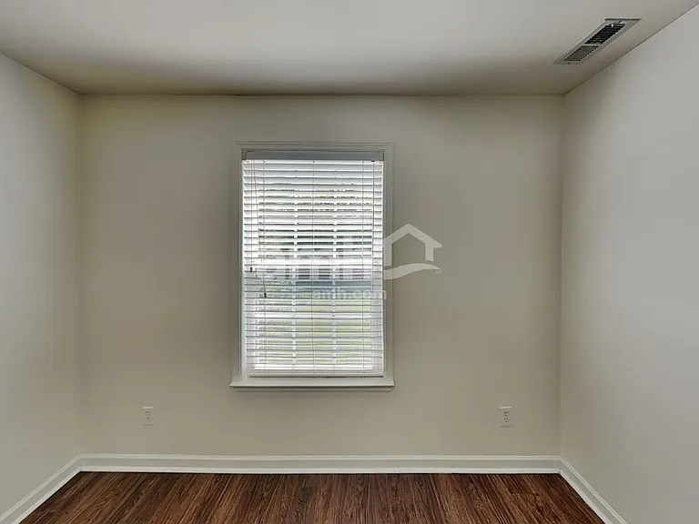1914 Amacher Dr — Photo 12