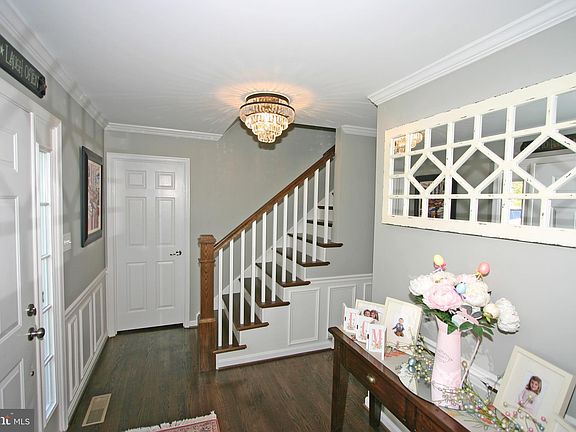 2nd image of 12999 Shadwell Ct