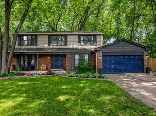 29355 Pinetree Dr, Southfield, MI 48076