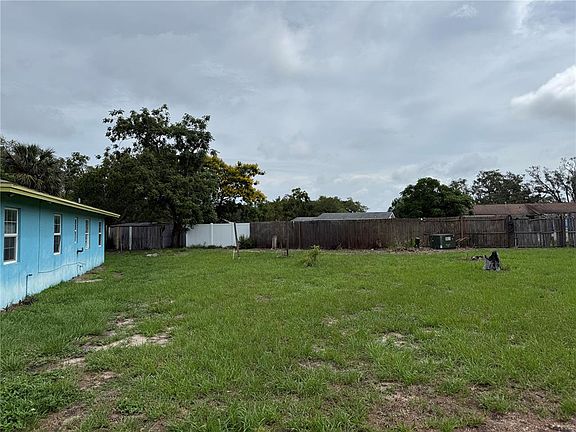 2nd image of 6093 Ashland Dr