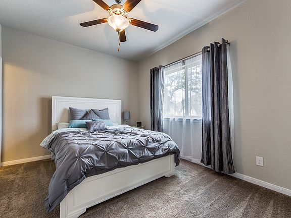 Guest Bedroom 1 Floor