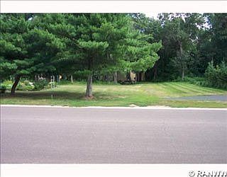 1st image of 610 W Shorewood Dr