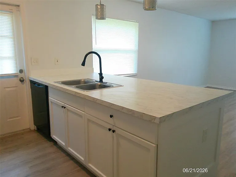 206 Mary Catherine Ct — Photo 4