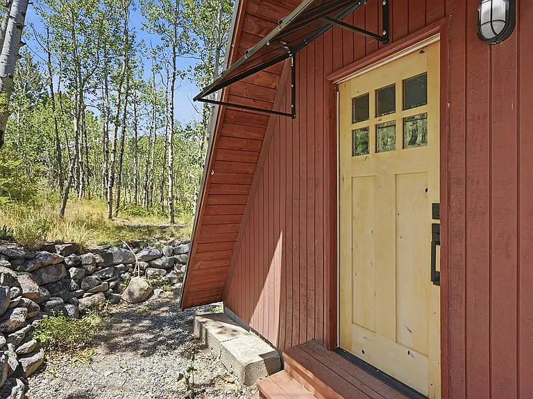77 Snowplow Ave — Photo 10