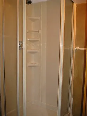 Rented by Tower Brokerage | media 16