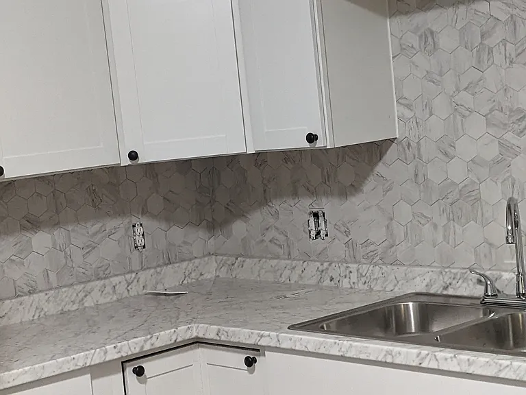 1300 Larchmont Pl #109 — Photo 3