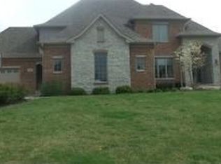 4861 Pigeon Creek Trl, Bettendorf, IA 52722