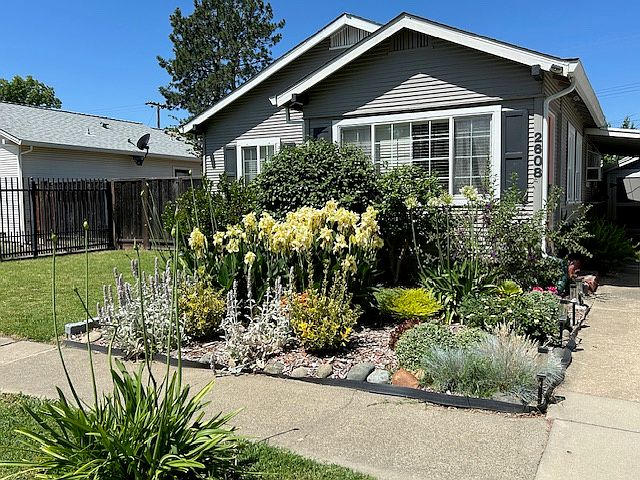 1st image of 2608 52nd St