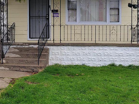 2nd image of 72 Alma Ave