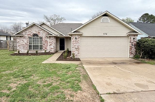 1st image of 570 Terry Ave