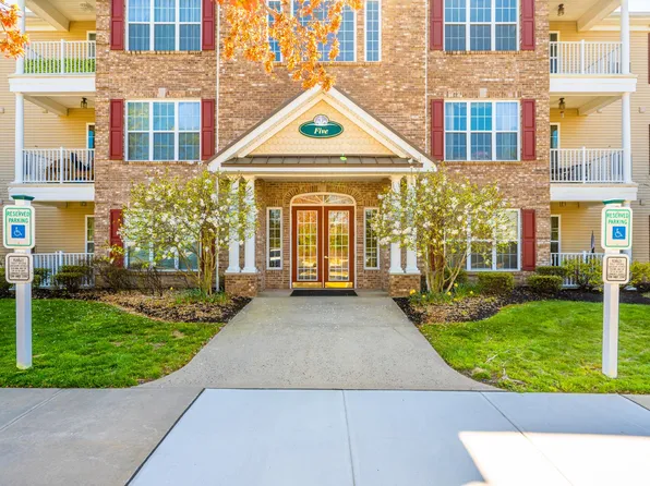 539 Sophee Ln #539, Lakewood, NJ 08701
