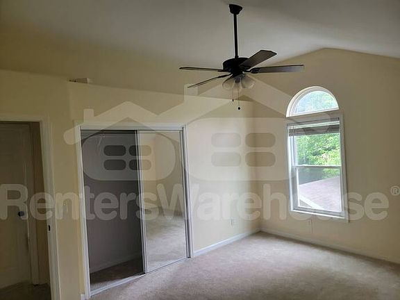4th image of 1619 Lawrence Ave Unit A